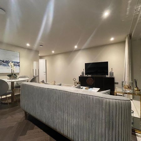 Sophisticated 1Br, 1 Ba Chigwell Designer Flat Chcl F2公寓 外观 照片