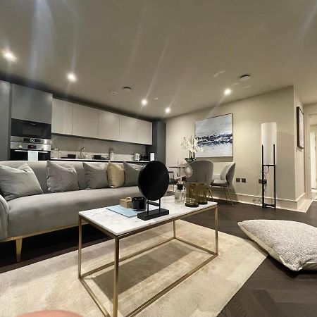 Sophisticated 1Br, 1 Ba Chigwell Designer Flat Chcl F2公寓 外观 照片