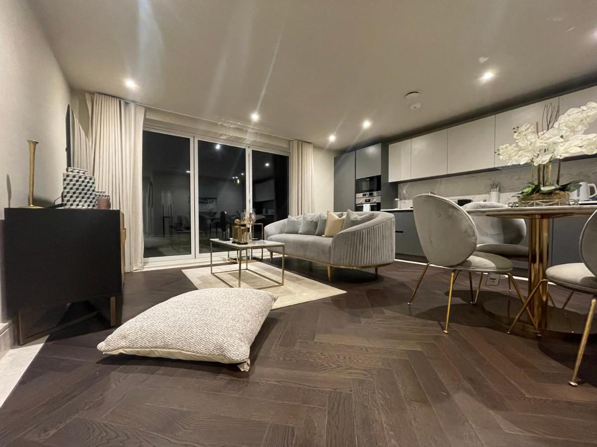 Sophisticated 1Br, 1 Ba Chigwell Designer Flat Chcl F2公寓 外观 照片