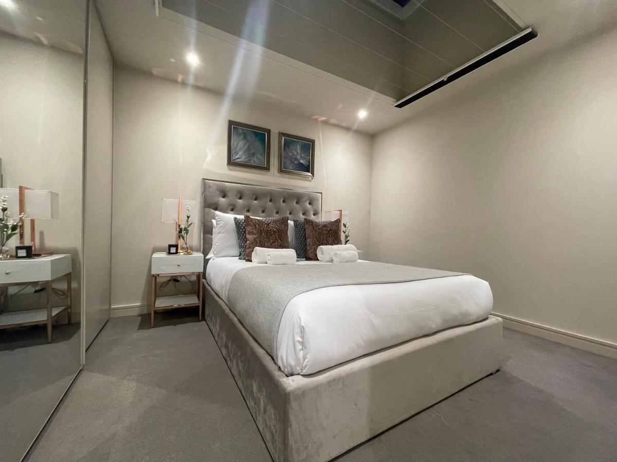 Sophisticated 1Br, 1 Ba Chigwell Designer Flat Chcl F2公寓 外观 照片