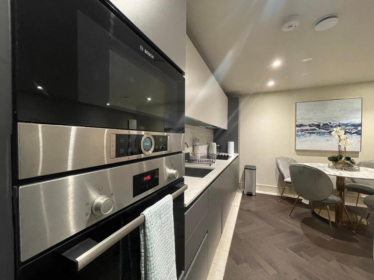 Sophisticated 1Br, 1 Ba Chigwell Designer Flat Chcl F2公寓 外观 照片
