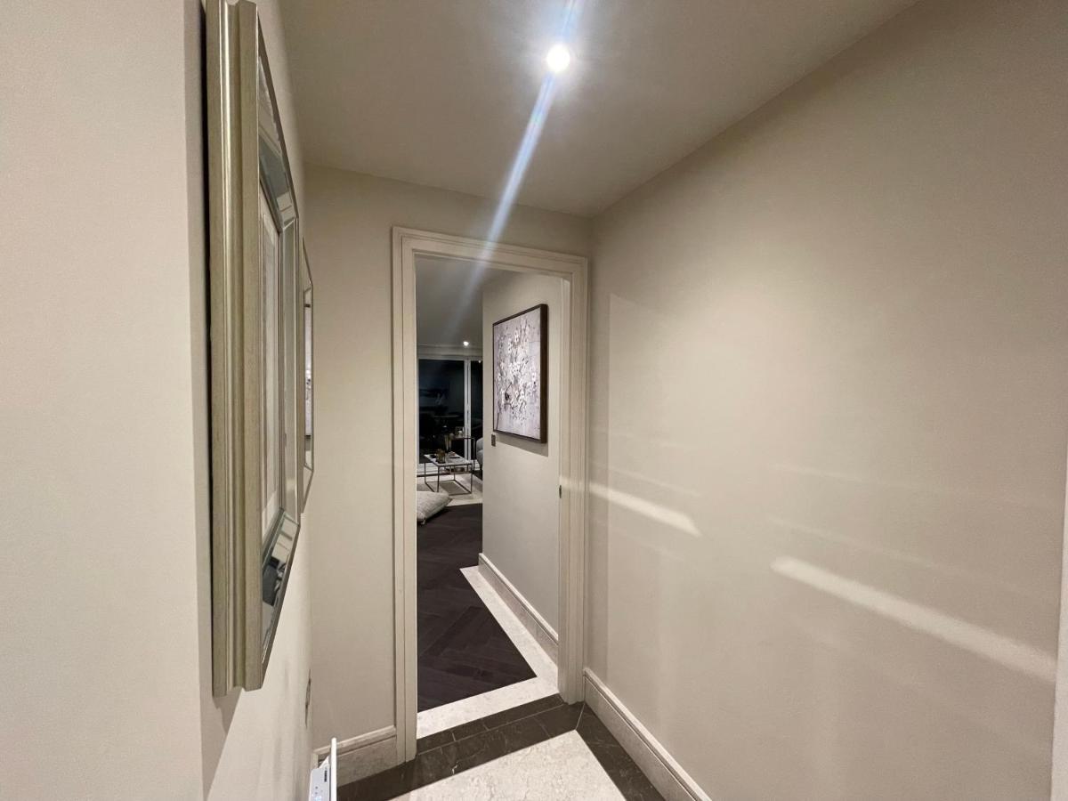 Sophisticated 1Br, 1 Ba Chigwell Designer Flat Chcl F2公寓 外观 照片